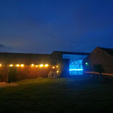 Lincoln Big Green Dome, Hot Tub, Projector, Firepit Washingborough Luaran gambar