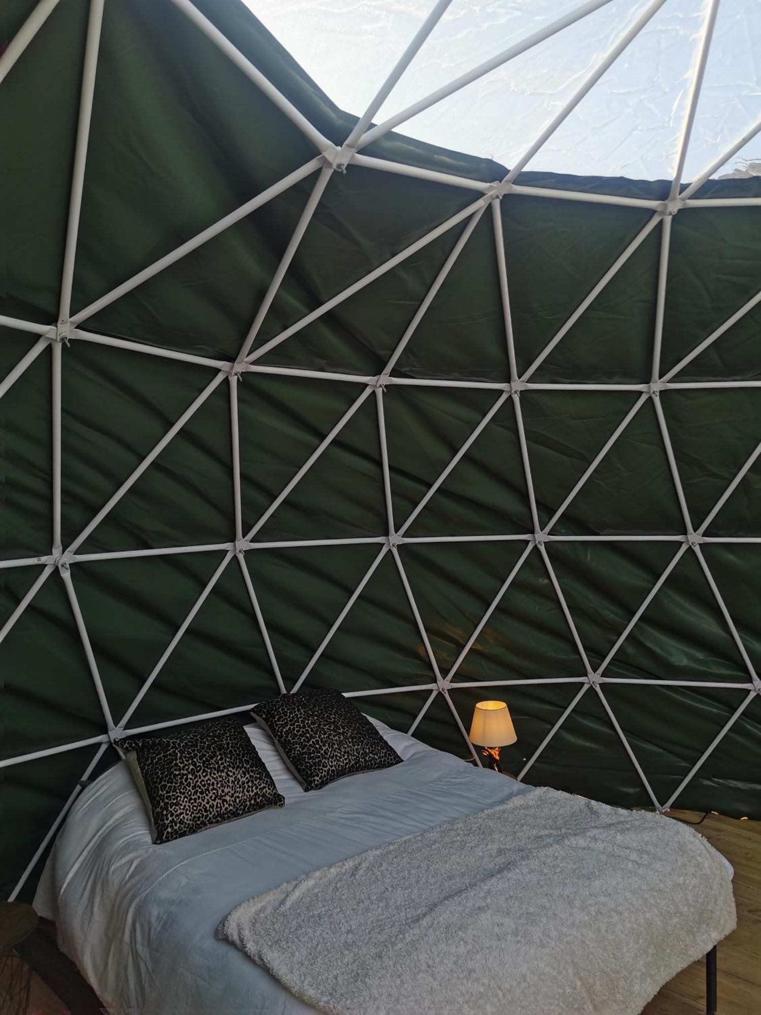 Lincoln Big Green Dome, Hot Tub, Projector, Firepit Washingborough Luaran gambar